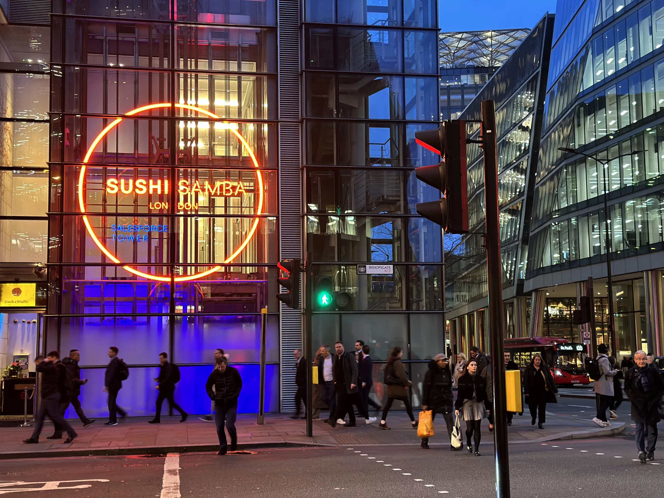 SUSHISAMBA LONDON | Bespoke illuminated signage | The Light Lab