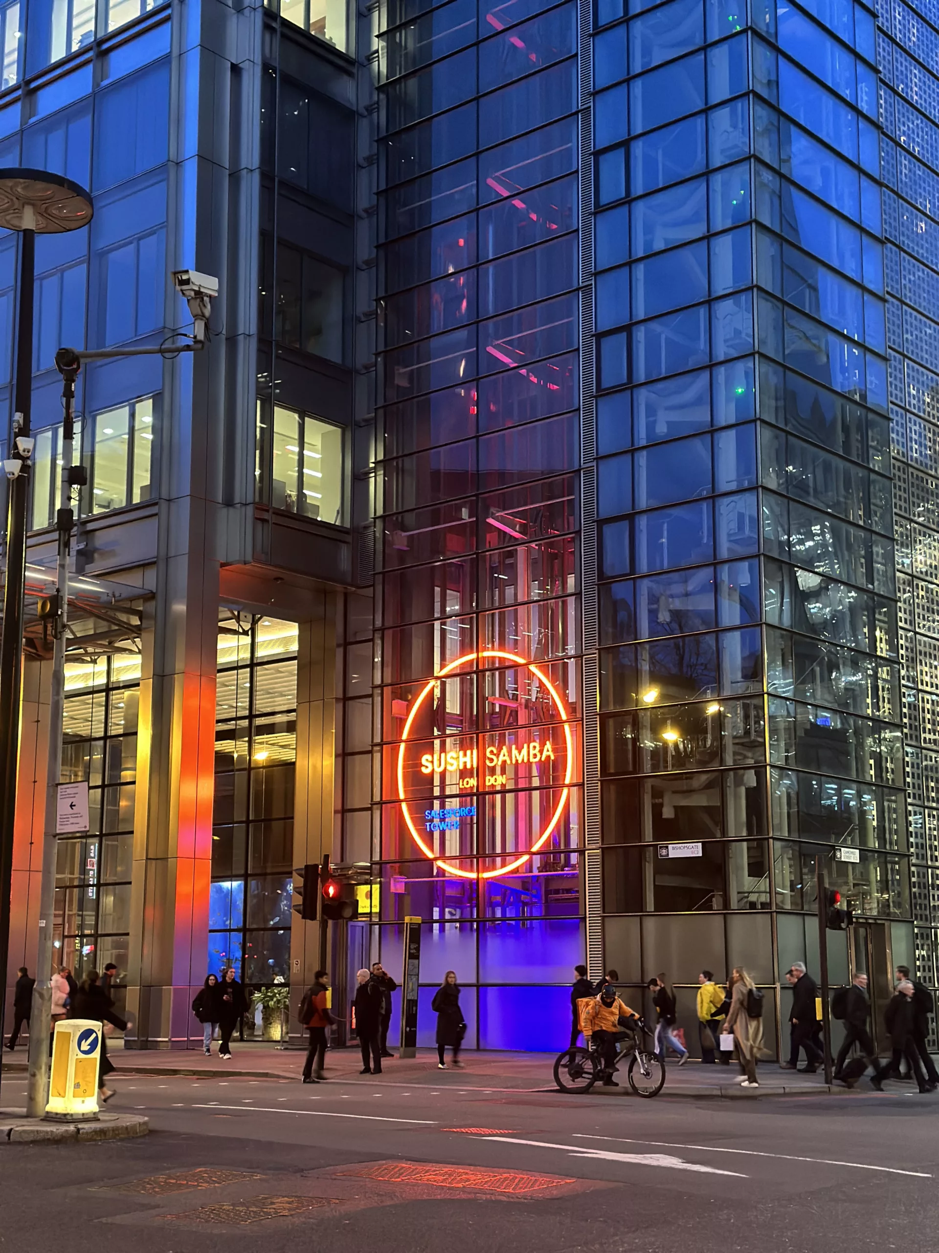 SUSHISAMBA LONDON | Bespoke illuminated signage | The Light Lab