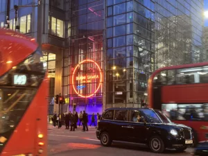 SUSHISAMBA LONDON | Bespoke illuminated signage | The Light Lab