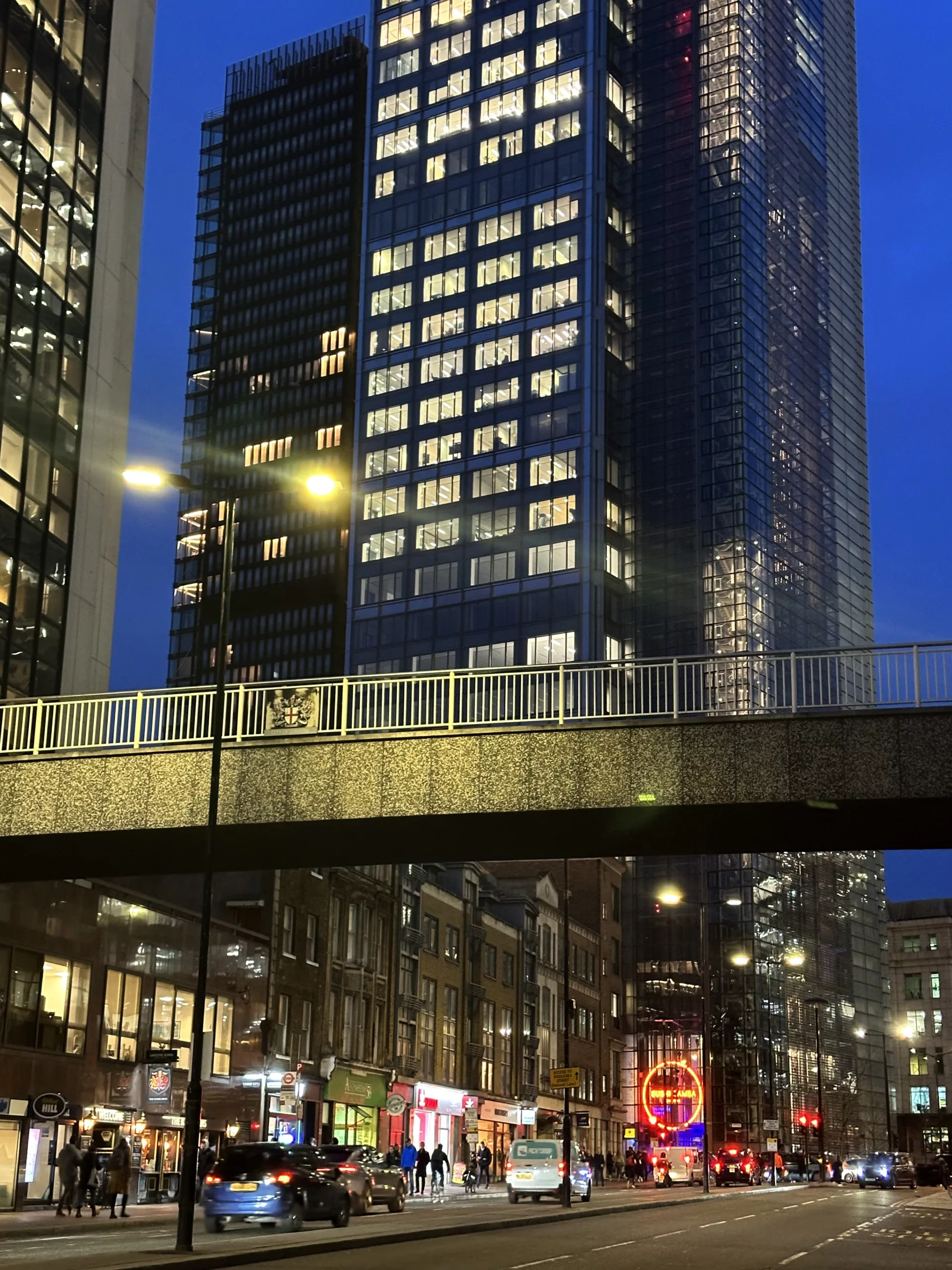 SUSHISAMBA LONDON | Bespoke illuminated signage | The Light Lab