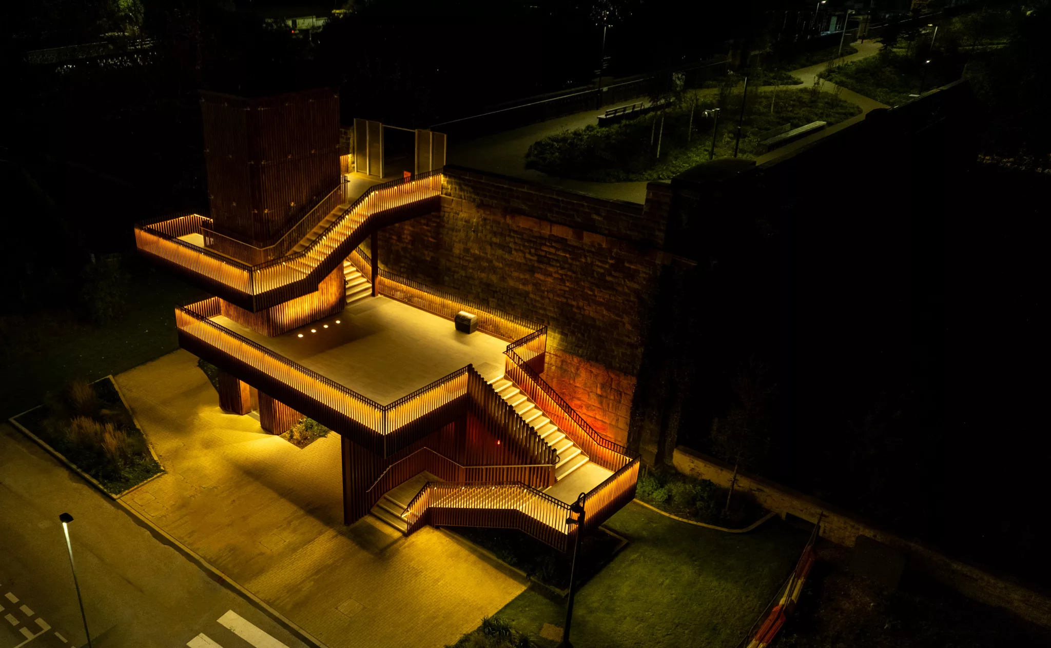 Wellington Place Viaduct Leeds | Bespoke illuminated handrail - Glowrail | The Light Lab