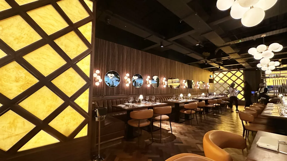 Fazenda Bar & Grill | The Light Lab | bespoke lighting manufacture & installlation | restautrant lighting