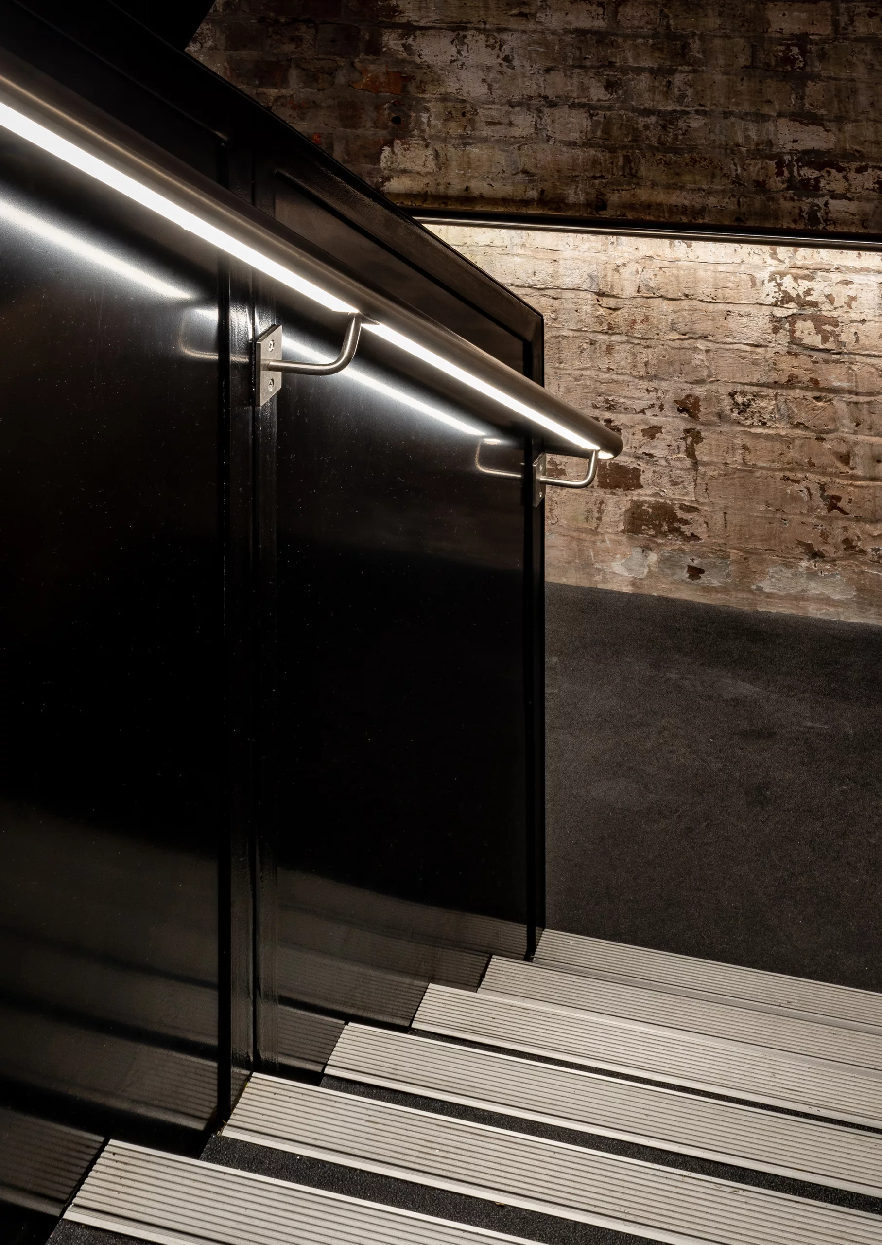 Shrewsbury Flaxmill - Bespoke LED handrail | The light lab
