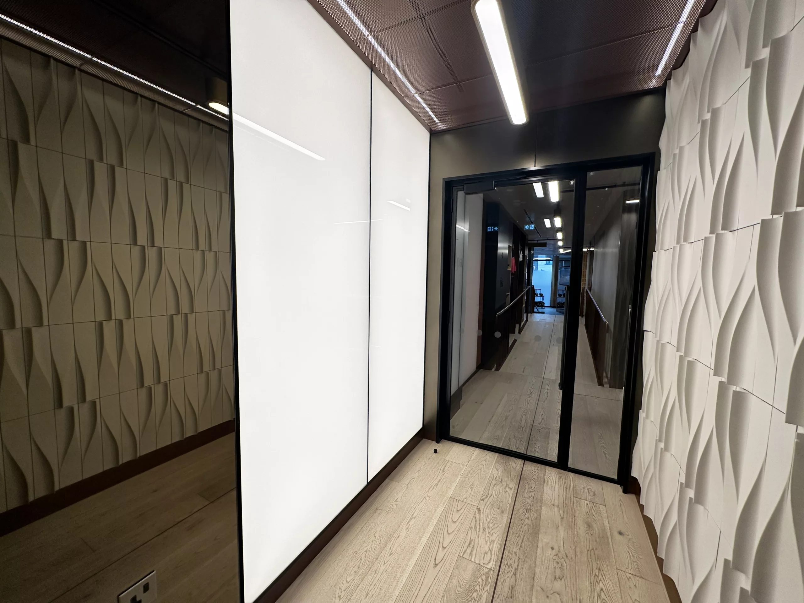 Kings Street Townhouse | The Light lab | Bespoke LED trimless panels | Gym lighting | Glowpanel