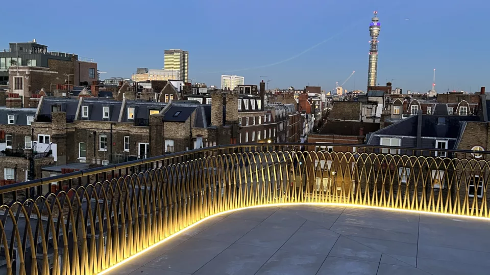 concord london | custom linear & curved LED lighting - Glowline | The light lab