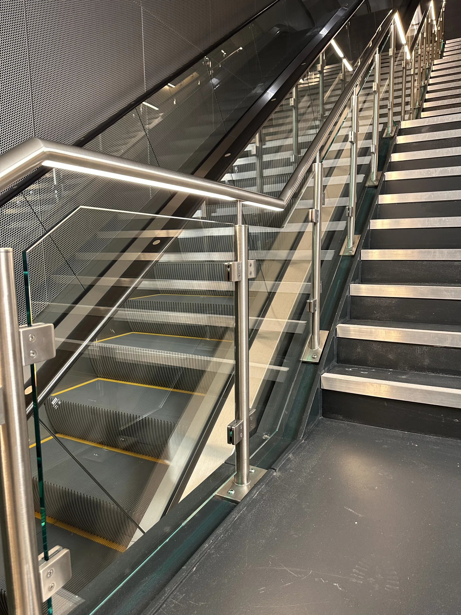 Aviva, Manchester | The Light Lab | Bespoke LED handrail