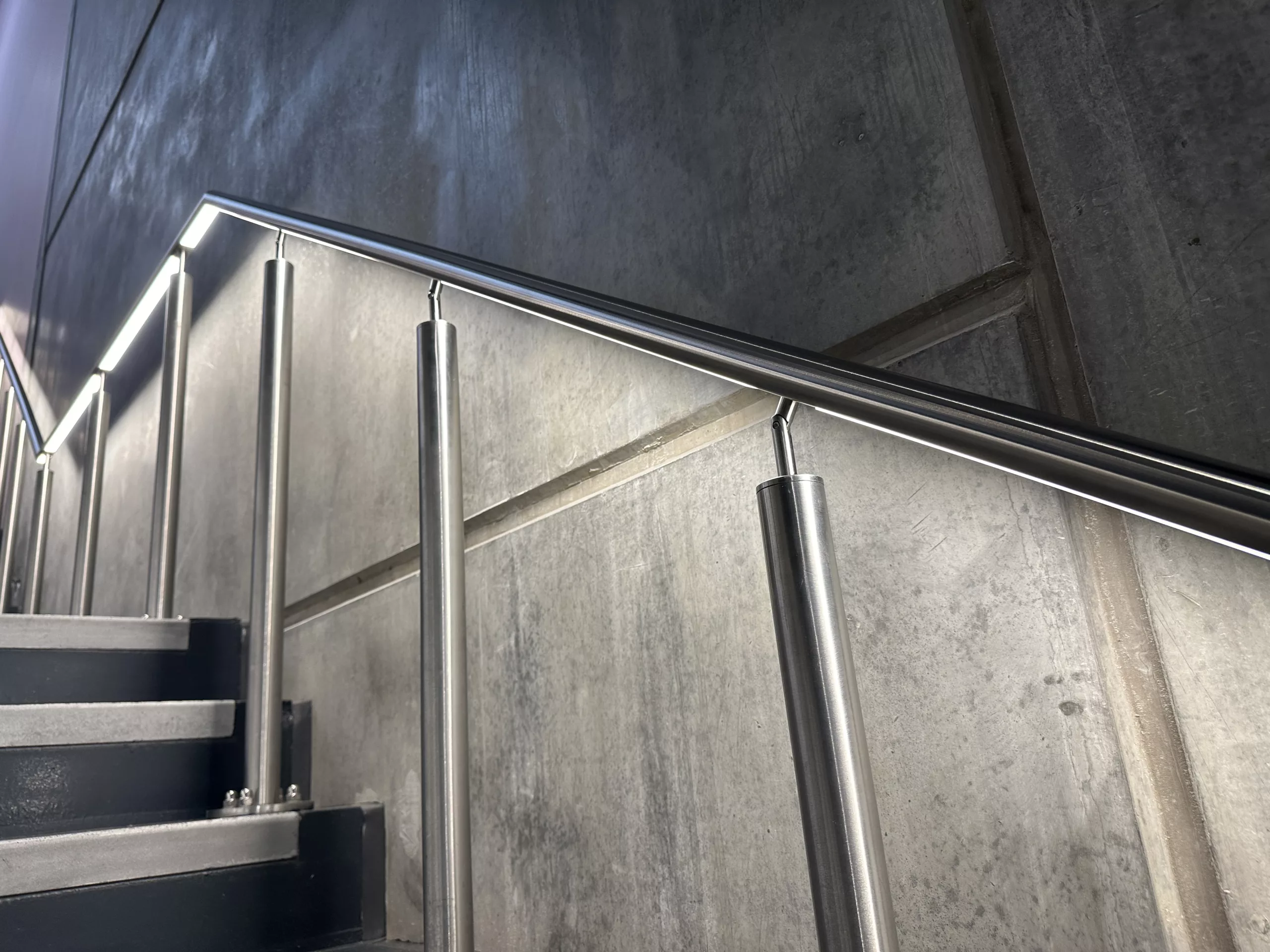 Aviva, Manchester | The Light Lab | Bespoke LED handrail