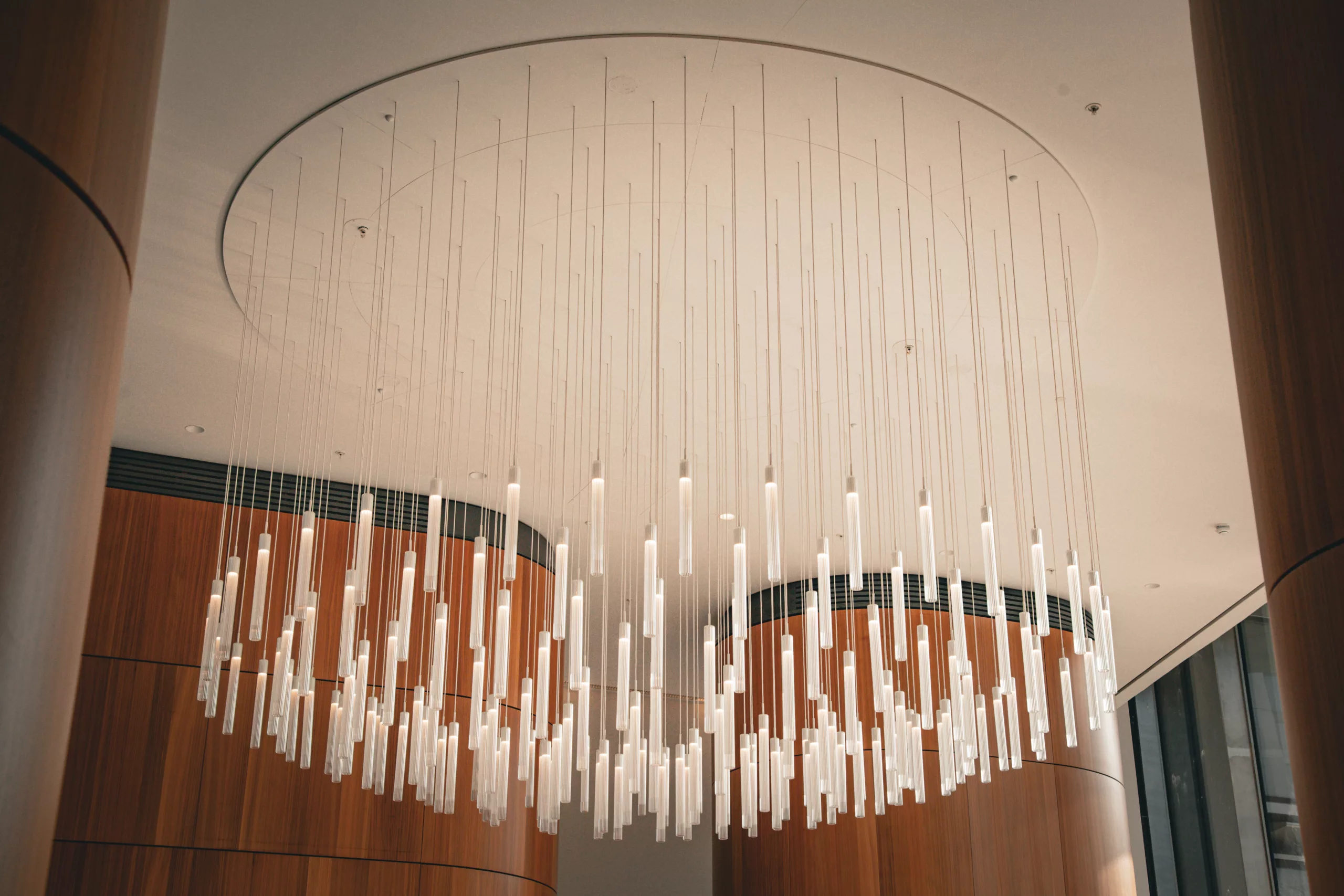 George Singer, Battersea chandelier, photo 1