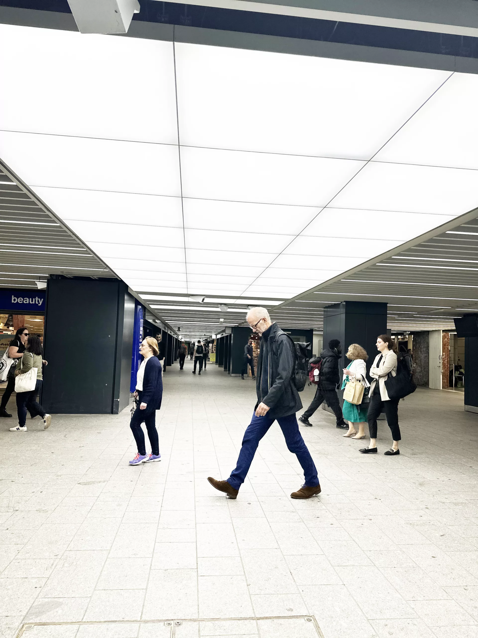 Liverpool Street, Broadgate Link, Glowpanel, LED ceiling panels, the Light Lab, bespoke lighting