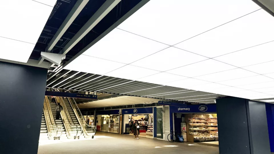 Liverpool Street, Broadgate Link, Glowpanel, LED ceiling panels, the Light Lab, bespoke lighting