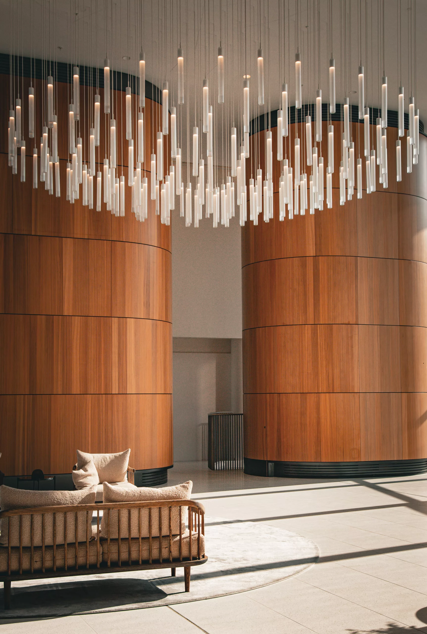 am George Singer, Battersea chandelier, photo 3