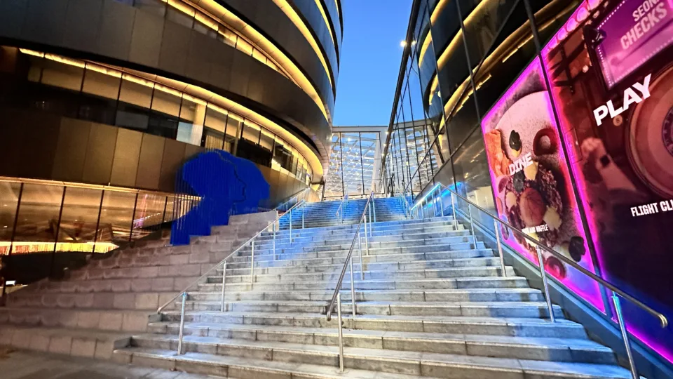 St James Quarter Edinburgh | Bespoke retail lighting | Custom Glowrail LED handrail RGBW | The Light Lab