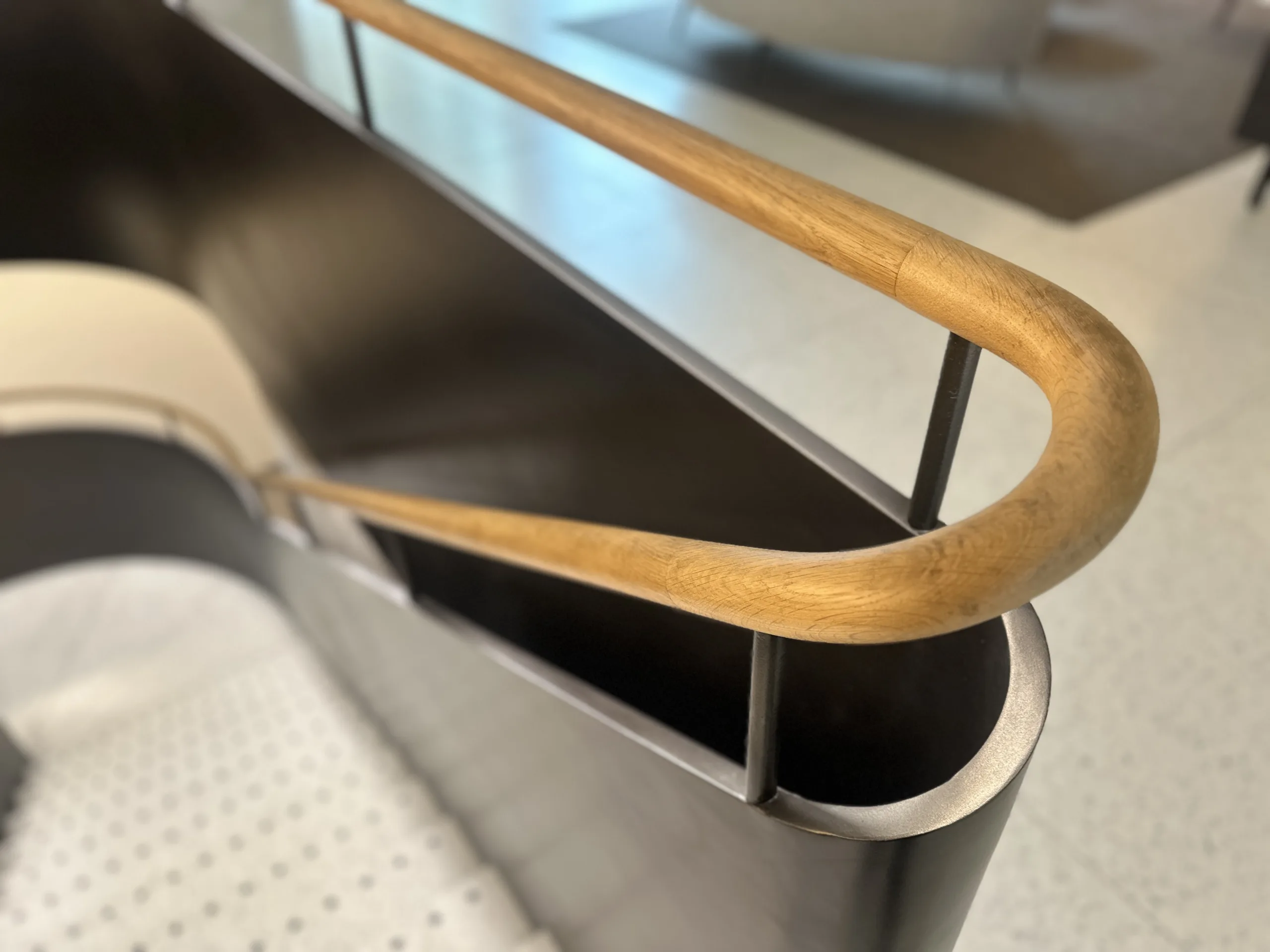 11 belgrave road, the light lab, commercial office lighting, bespoke LED handrail Glowrail