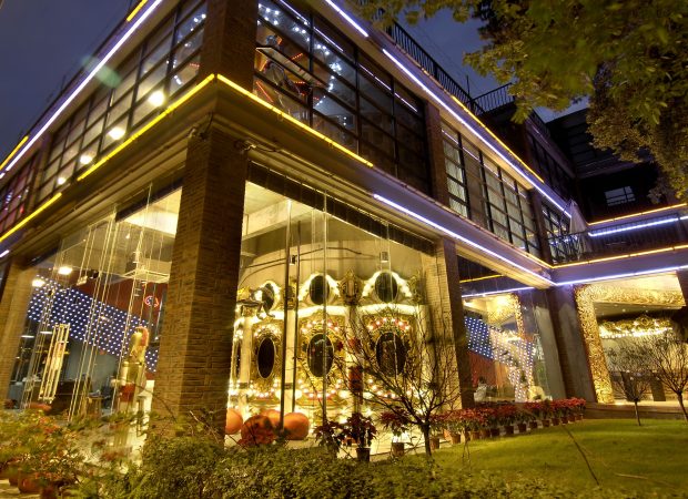 Ogilvy & Mather Guangzhou Office - A Carnival of Ideas