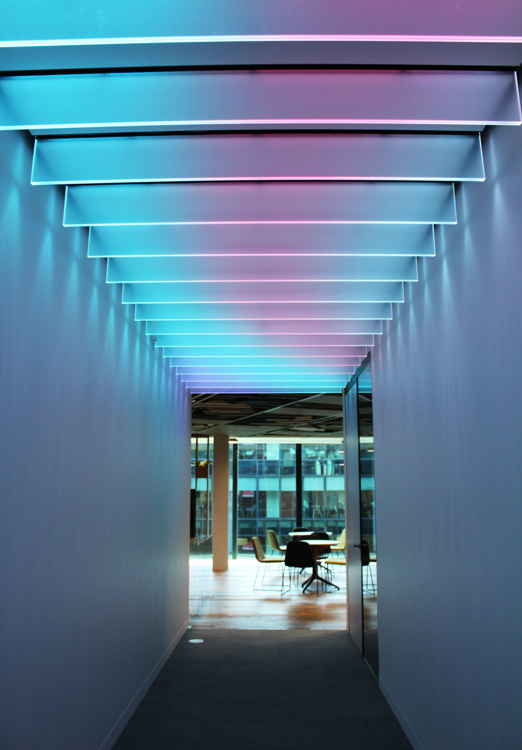 Bespoke glass fin SPI controlled ceiling light feature | Bespoke lighting design | The Light Lab