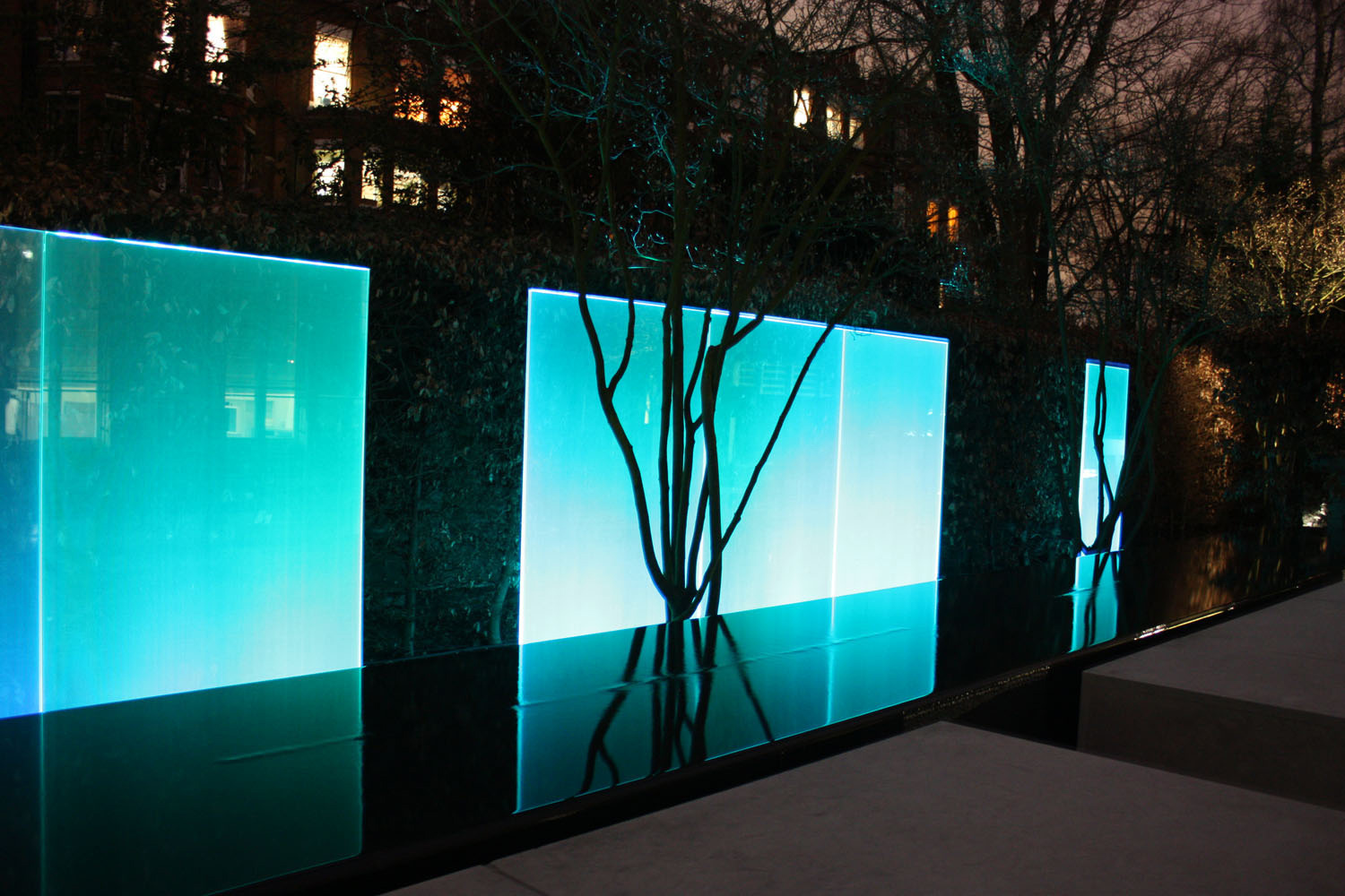 bespoke lighting private garden kensington lightlab 3