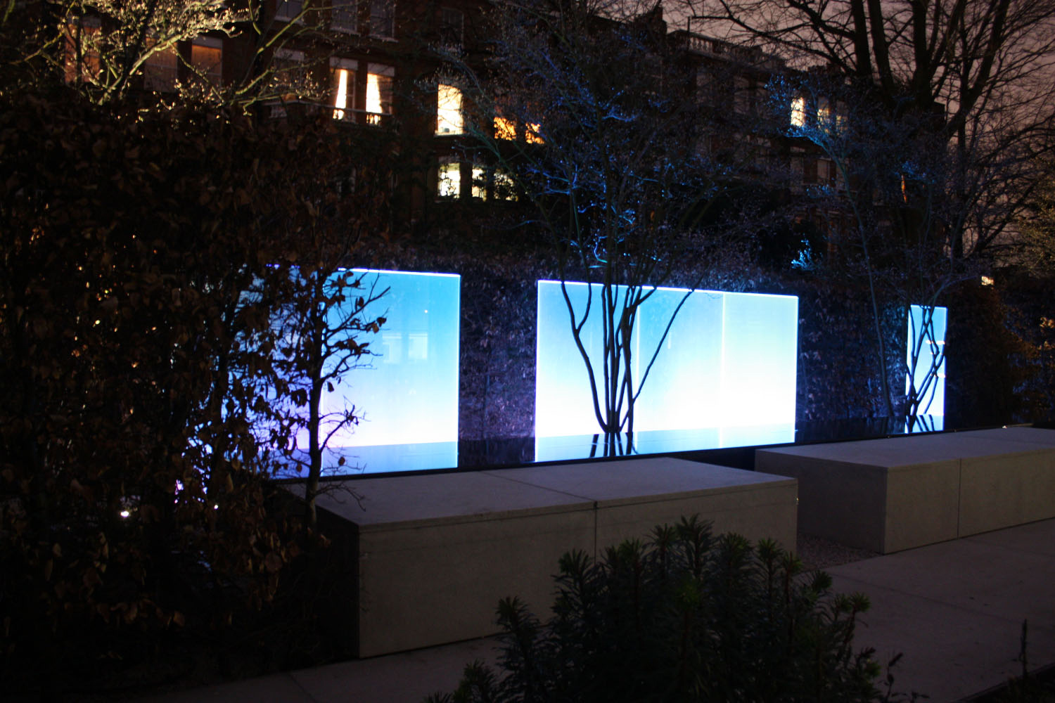 bespoke lighting private garden kensington lightlab 5